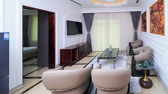 Fountain Palace Hotel & Suites