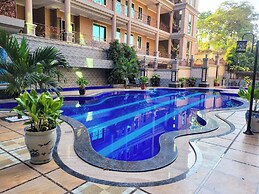 Fountain Palace Hotel & Suites