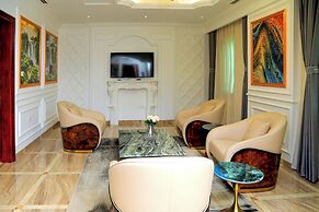 Fountain Palace Hotel & Suites