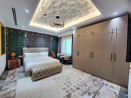 Fountain Palace Hotel & Suites