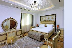 Fountain Palace Hotel & Suites