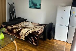 Cozy 1 Bed Apt Sleeps 4 With Garden Views