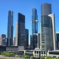 Charming 2-bedroom Apartment in Central Melbourne