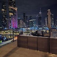 Charming 2-bedroom Apartment in Central Melbourne