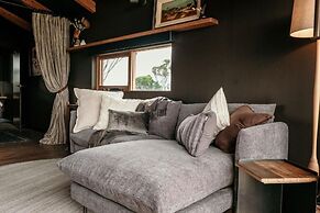 Basalt Retreat