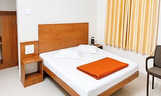 Hotel Narendra View Puri Near Temple