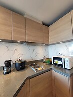 1BR Suite St. Mark Near Venice Mall BGC