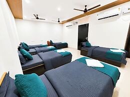 Hotel Aangan Paying Guest house Varanasi