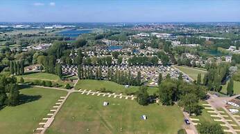 Static Caravan 3 Bed Sleeps 8 Dog Friendly Parking