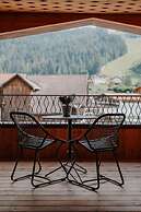 Atto Apartments & Suites