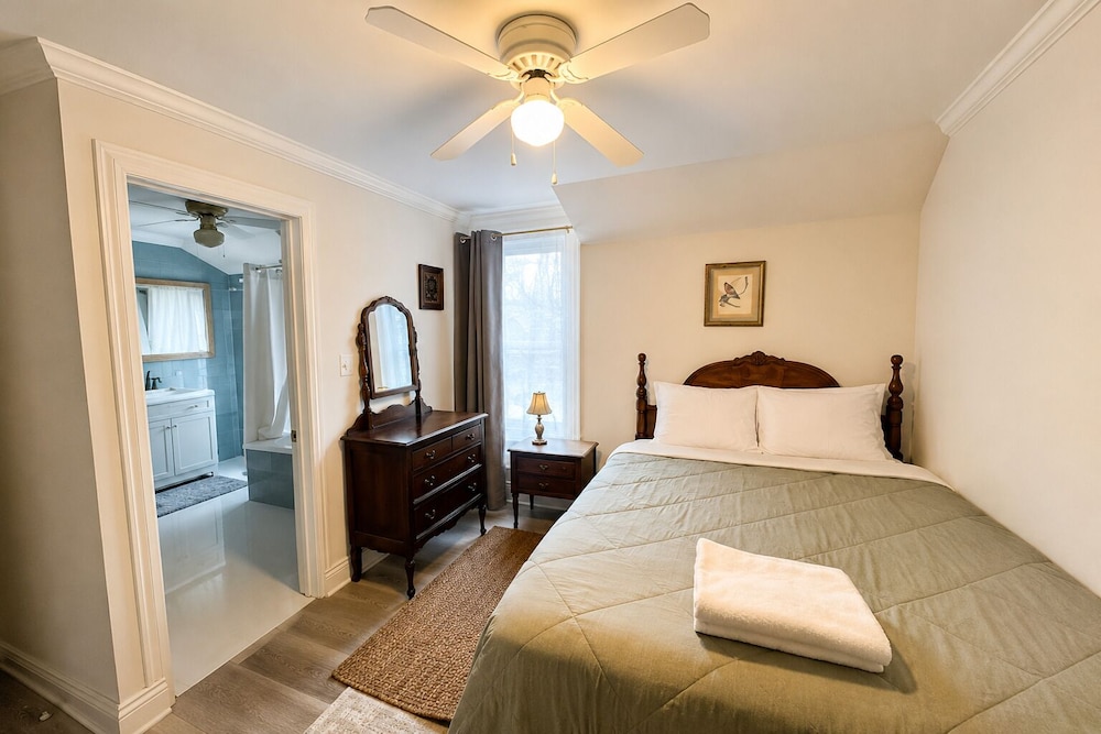 Carlton Family Suite
