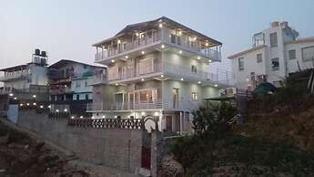 Abhi's Cottage