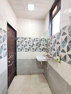 Hotel Sai Bansi Residency