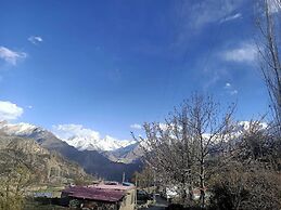 Hunza Huts & Resort