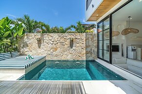 Tropical Mediterranean Villas in Canggu