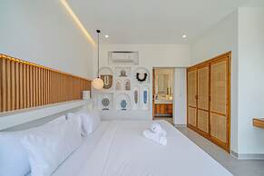 Tropical Mediterranean Villas in Canggu