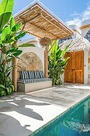 Tropical Mediterranean Villas in Canggu