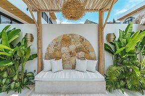 Tropical Mediterranean Villas in Canggu