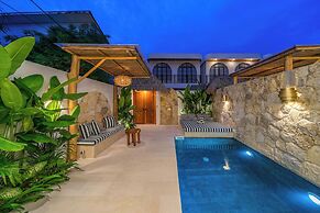 Tropical Mediterranean Villas in Canggu