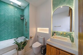 Tropical Mediterranean Villas in Canggu