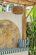 Tropical Mediterranean Villas in Canggu