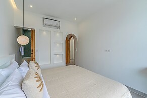 Tropical Mediterranean Villas in Canggu