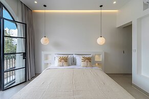 Tropical Mediterranean Villas in Canggu