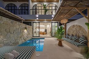 Tropical Mediterranean Villas in Canggu