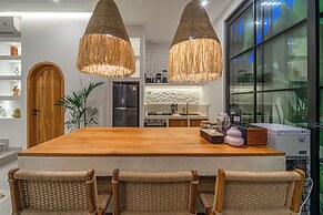 Tropical Mediterranean Villas in Canggu