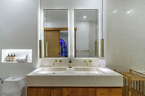 Tropical Mediterranean Villas in Canggu