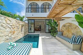 Tropical Mediterranean Villas in Canggu