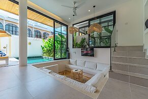 Tropical Mediterranean Villas in Canggu