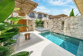 Tropical Mediterranean Villas in Canggu