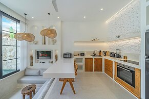 Tropical Mediterranean Villas in Canggu