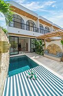 Tropical Mediterranean Villas in Canggu