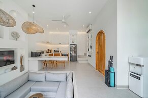 Tropical Mediterranean Villas in Canggu