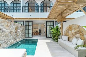 Tropical Mediterranean Villas in Canggu