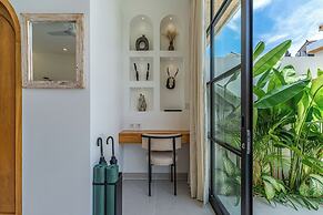 Tropical Mediterranean Villas in Canggu