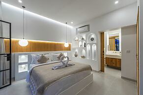 Tropical Mediterranean Villas in Canggu