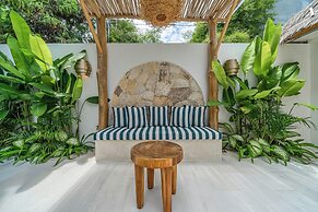 Tropical Mediterranean Villas in Canggu