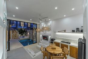 Tropical Mediterranean Villas in Canggu