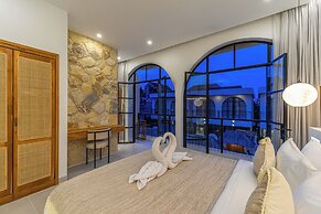 Tropical Mediterranean Villas in Canggu