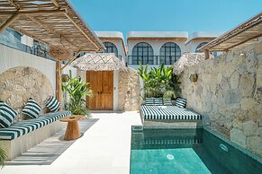 Tropical Mediterranean Villas in Canggu