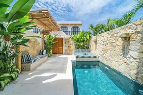 Tropical Mediterranean Villas in Canggu