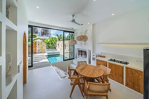 Tropical Mediterranean Villas in Canggu