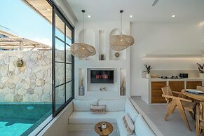 Tropical Mediterranean Villas in Canggu