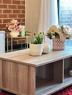 Amazing 2BR 2bath With River View in Waterfall