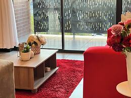 Amazing 2BR 2bath With River View in Waterfall