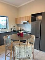 Amazing 2BR 2bath With River View in Waterfall