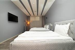 Hotel Gloria KS